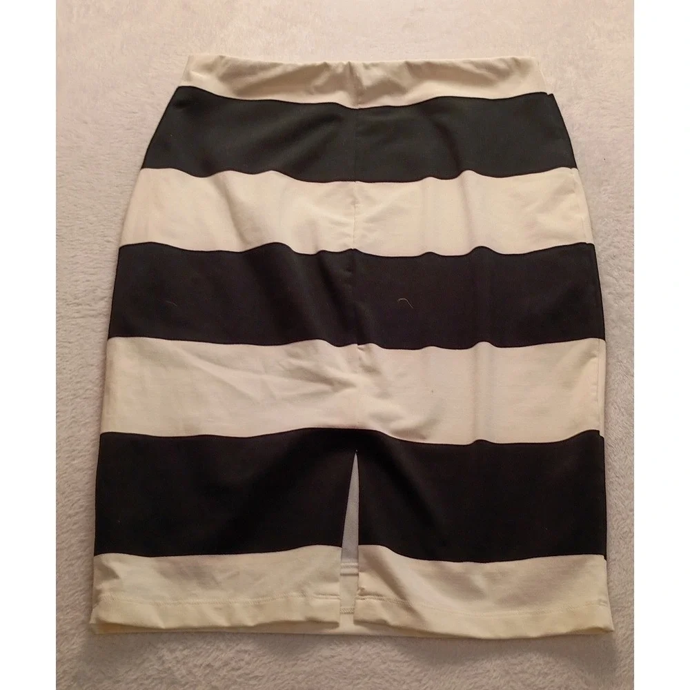 Jennifer Lopez Black White Striped Pencil Skirt Midi Bodycon Stretch Size L NWOT